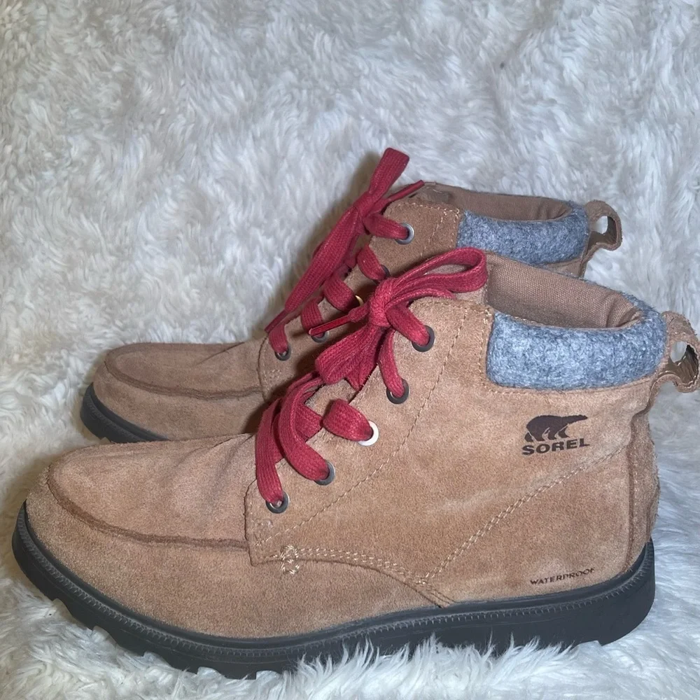Sorel stylish tan